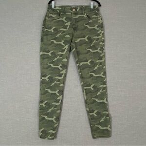 Maurices Skinny Jeans Green Camouflage Sz Large